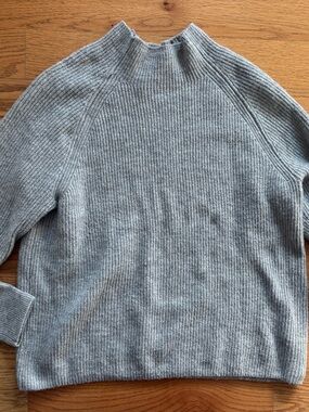 Halogen Gray Ribbed Mock-Neck Long Sleeve Sweater - L